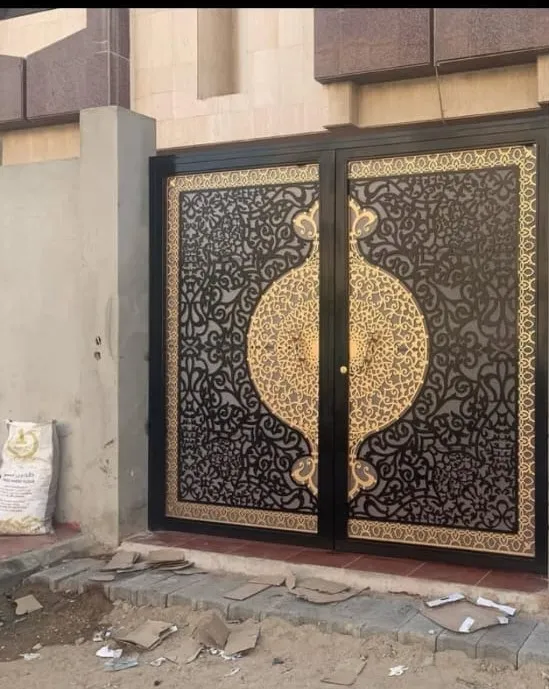 بوابات-حديد-بلمسات-هندسية-الرياض بوابات حديد بلمسات هندسية في الرياض