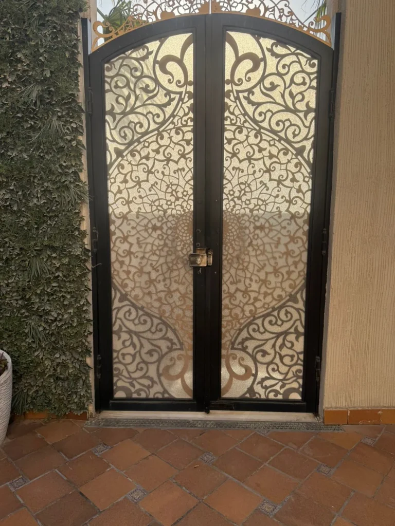 صيانة بوابات حديد للمنازل في الرياض