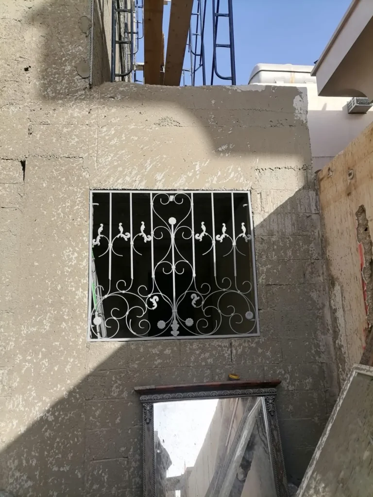 ورشة تصنيع شبابيك حديد في الرياض