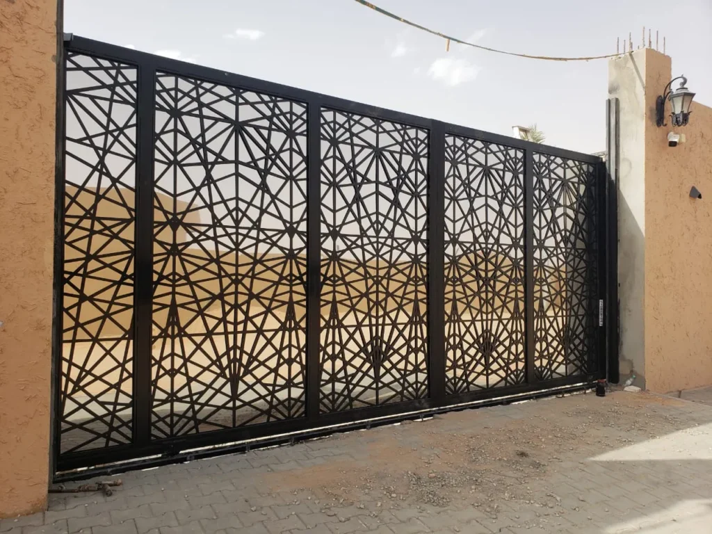 أبواب حديد خارجية في الرياض